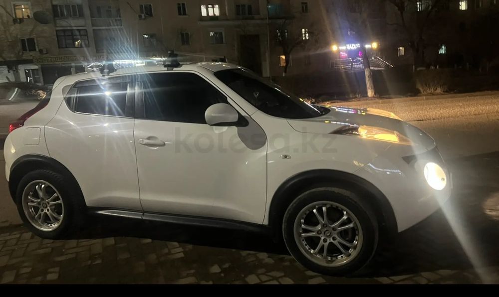 Ниссан жук 2013 года