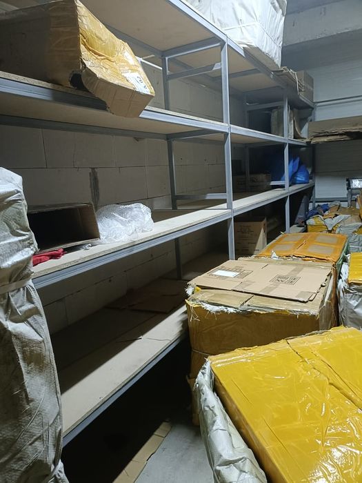 Продам полки 12 метров