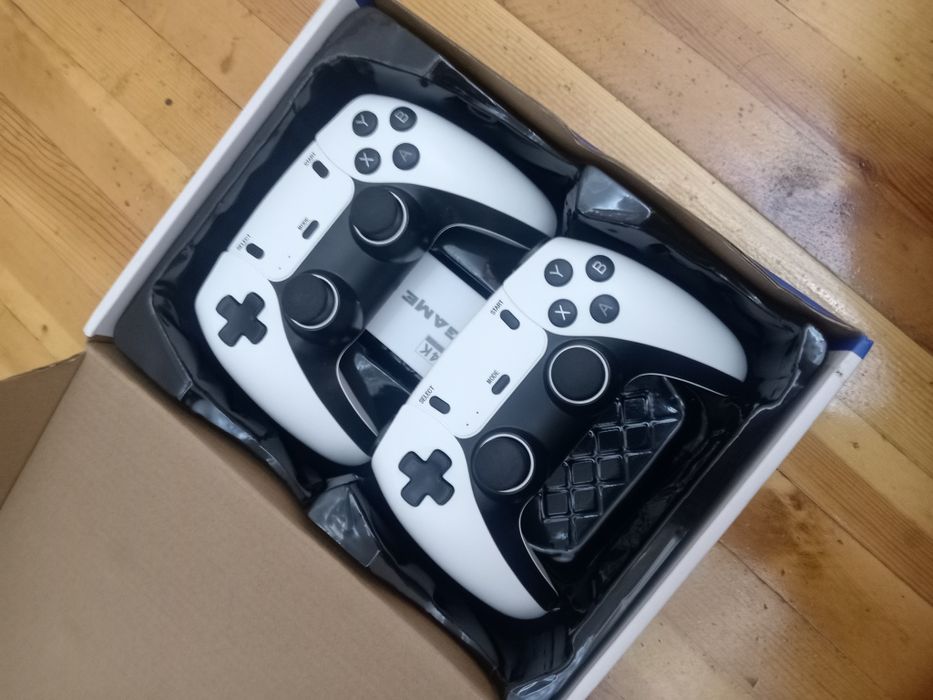 Game stick M15 yangi holatda