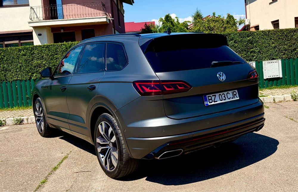 Wolkswagen Touareg R-line