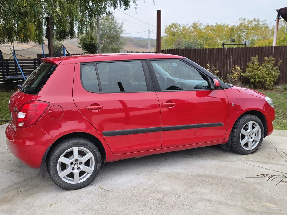 SKODA Fabia 2011 — imagine 2