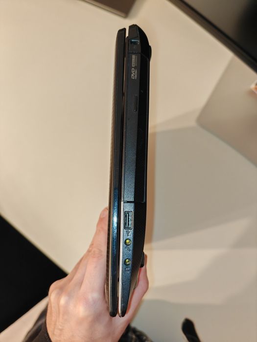 Laptop ASUS K55VJ – i7 Quad Core | SSD + HDD | Placa video dedicata