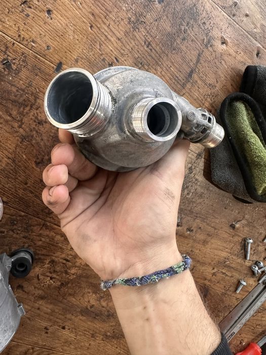 Водна помпа Pierburg + термостат за N52 BMW