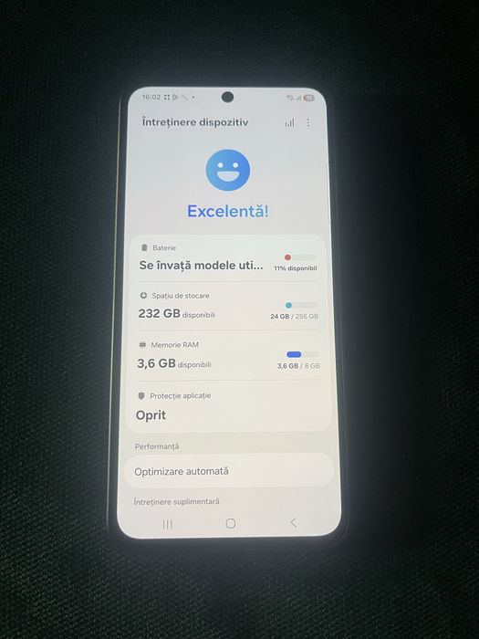 Samsung Galaxy A36 5g 8GB RAM 256GB stare foarte buna folosit aproximativ o luna. Telefonul functioneaza perfect fara niciun fel de problema.