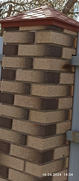 Колпак полимерный, на забор.