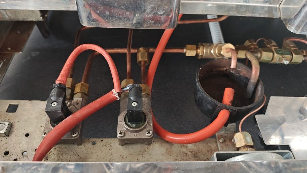 Expresor profesional de cafea Astoria 2022