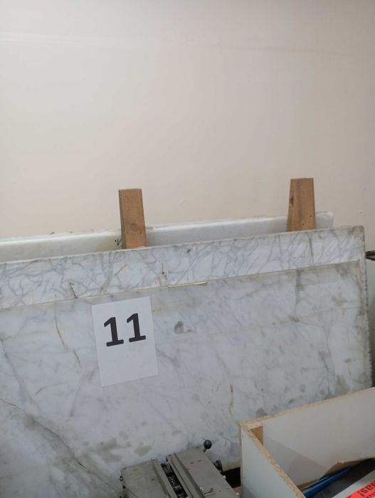 Мраморные столешницы.