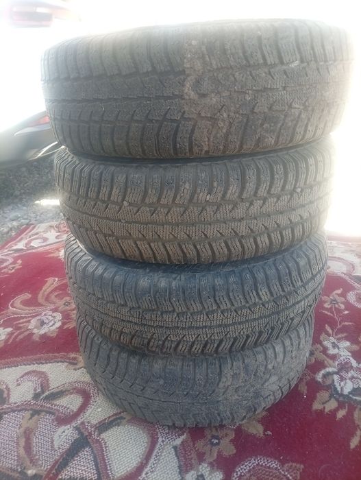 Продам покрышка с дисками 4 шт