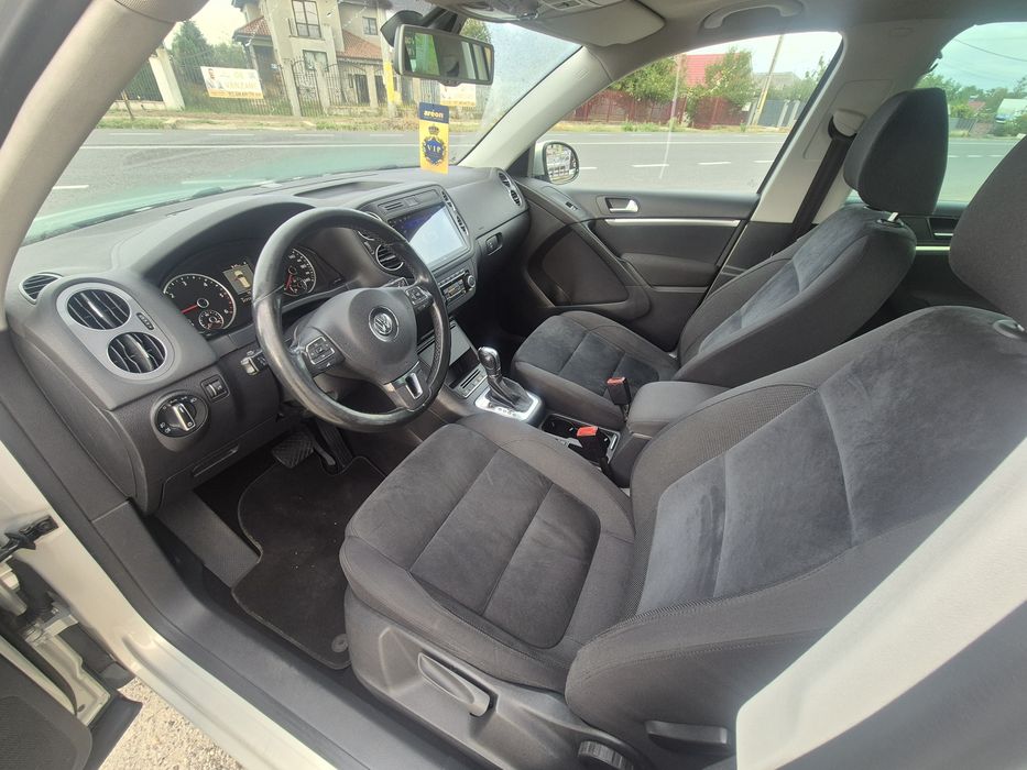 VW TIGUAN  2.0 TDI / EURO 5 / 4 X 4 / DSG / Clima / Trapa / Led / Xenon / CASH sau RATE