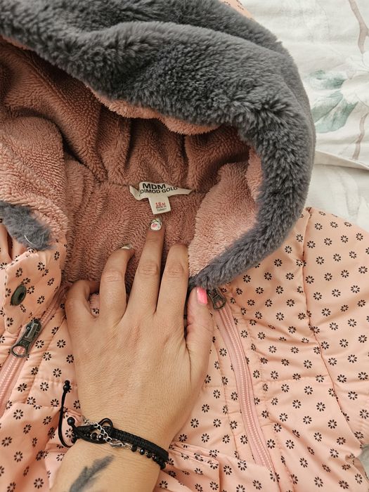 Бебешки ескимос/космонафт