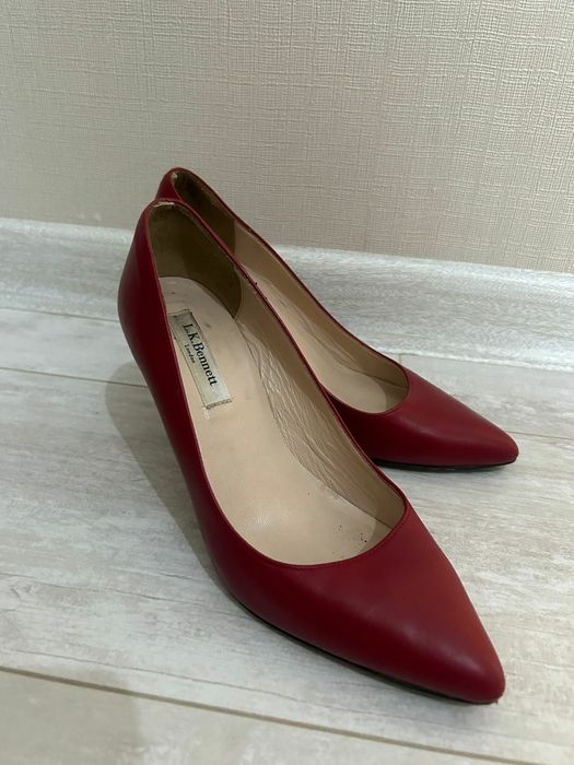 Обувь женская 37 размер