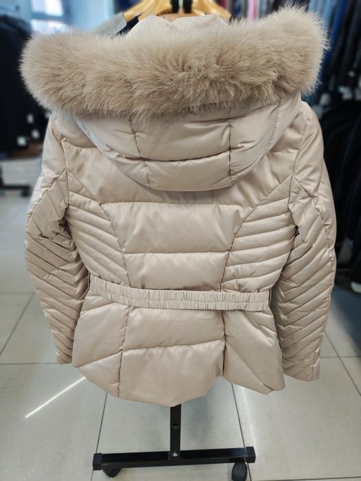 Дамско пухено яке Guess Olga