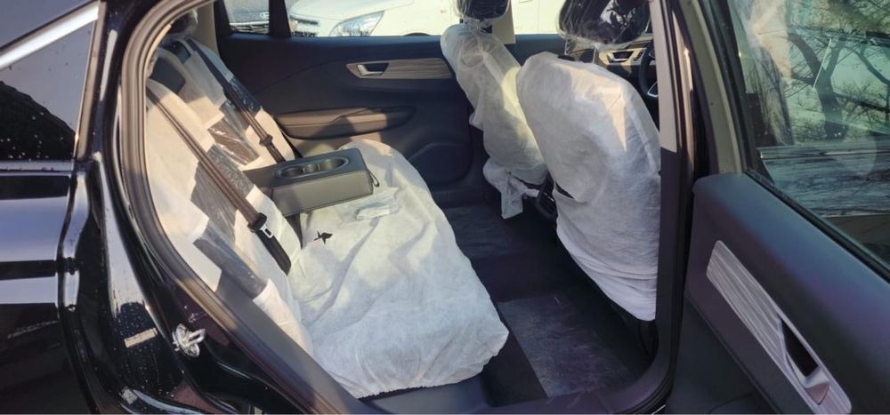 В продаже Honqi e-qm5 (510 km)