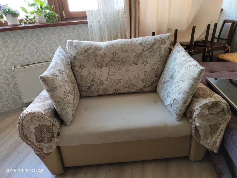 Продам мини диван-кровать