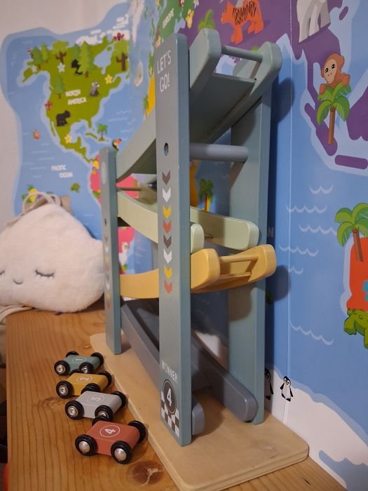 Дървена Писта с 4 Колички Cars, Little Dutch