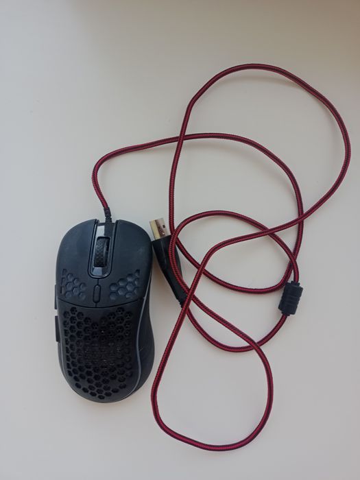 Продам игровую мышку