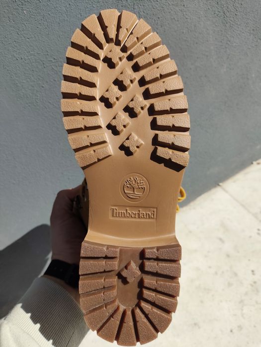 Ghete Timberland damă