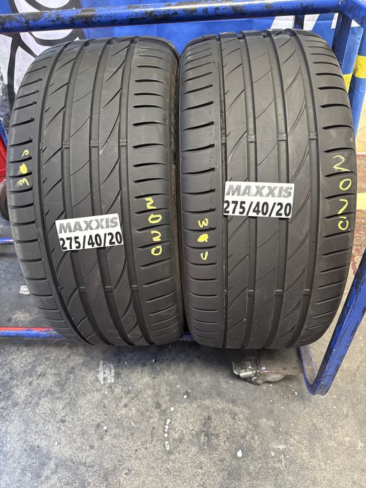 275/40/20 Maxxis