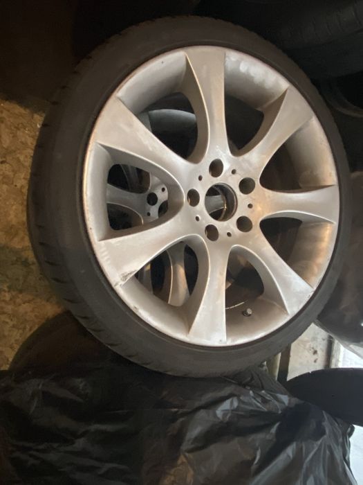 Летни Гуми с джанти 225/40/18 БМВ