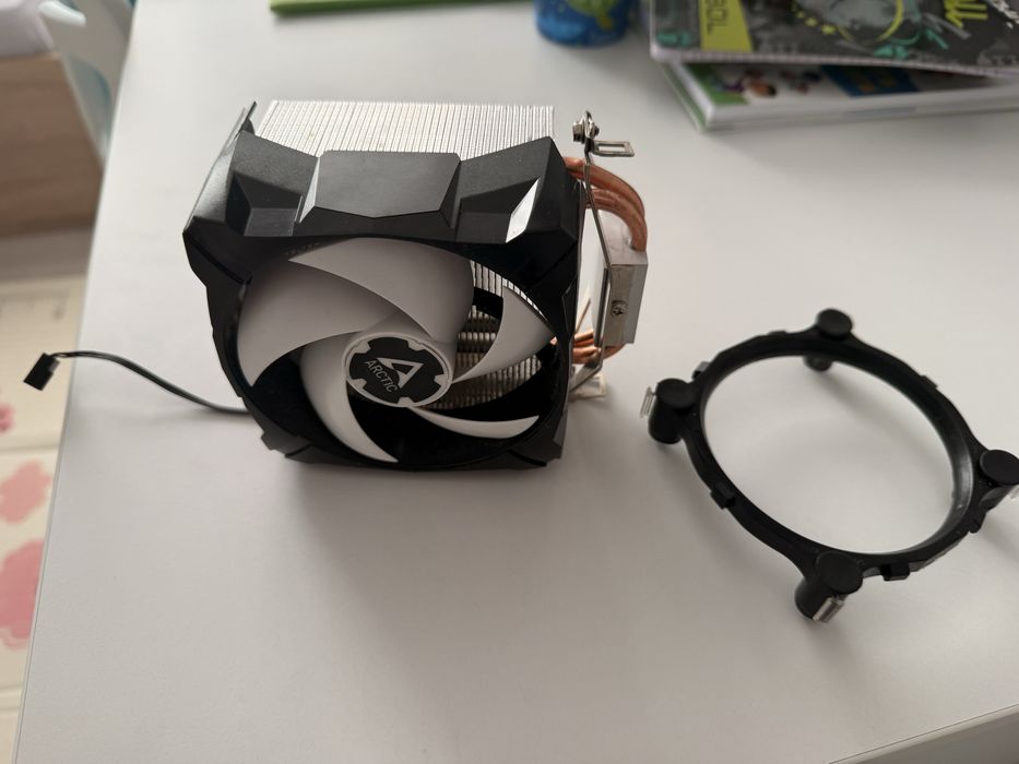 ARCTIC FREEZER 7 X охладител за процесор