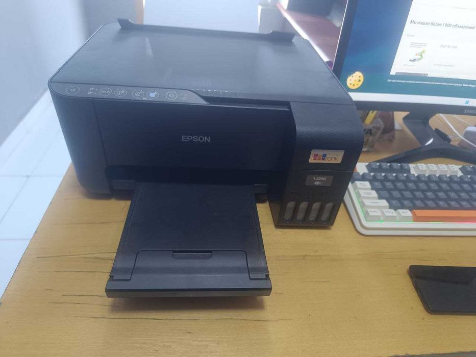 rangli printer sotiladi epsonL3250  yangi