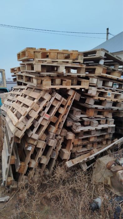 Продаётся Брусок , поддон