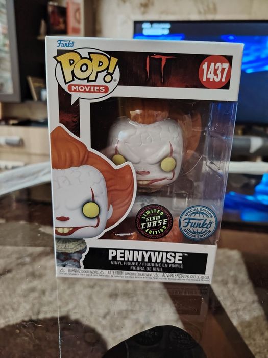Funko pop chase Penywise