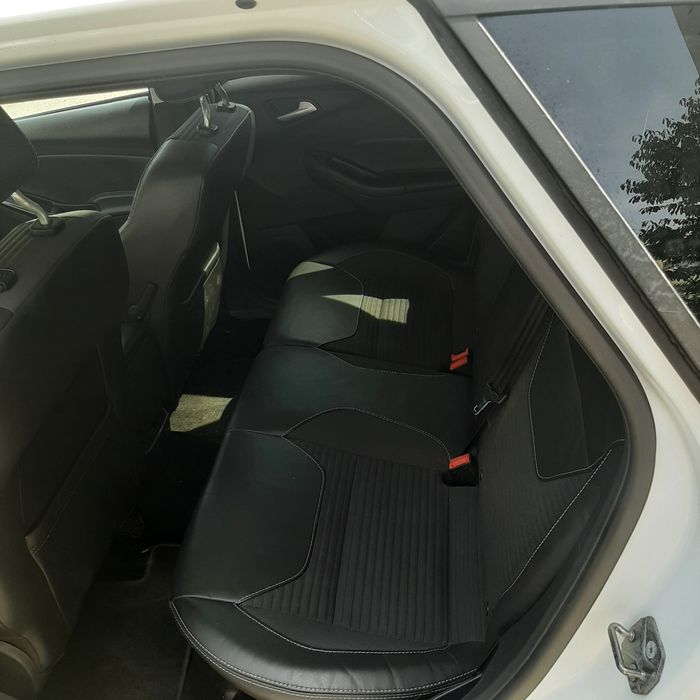 Vind Ford Focus 2015