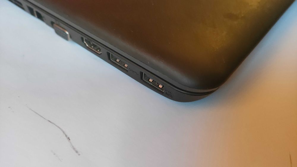 Лаптоп Lenovo thinkpad e555