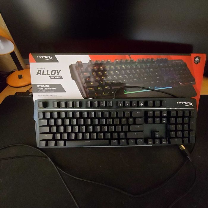 Геймъска клавиатура HyperX Alloy MKW100