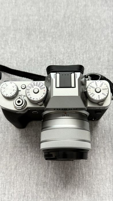 Vând cameră Fujifilm X-T3