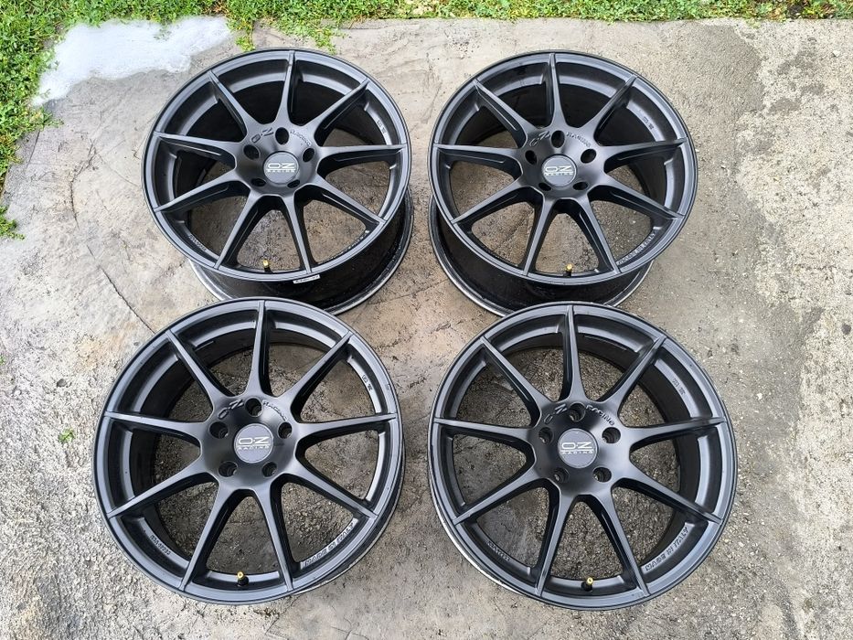 OZ OMNIA 18 цола 5х112 ММ Audi Mercedes Seat Skoda