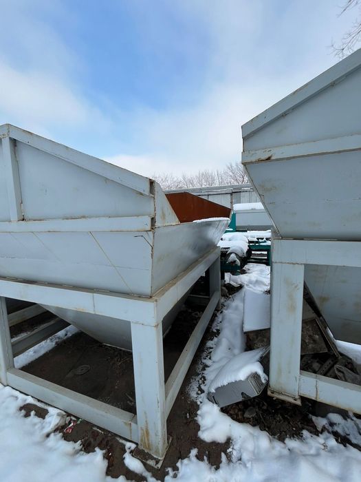 Бункер накопитель для сыпучих материалов