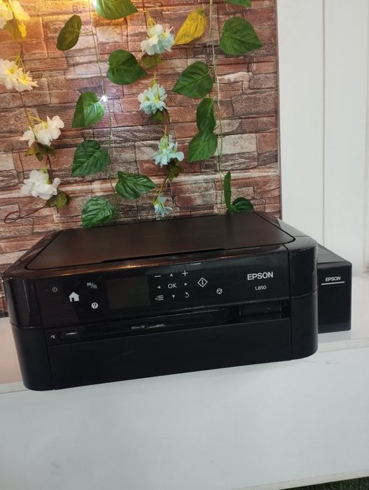 Epson L850 xolati yaxshi yangi