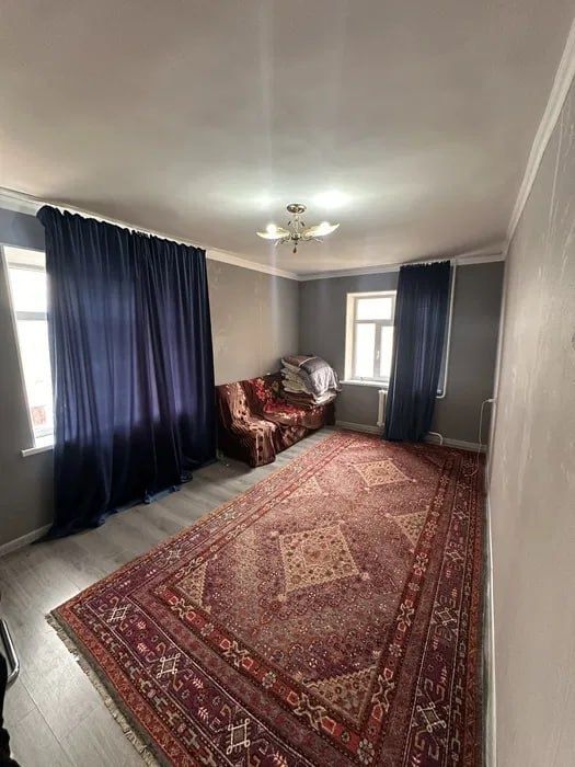 Продам квартиру на Рисовом 1/3/5, площадь 38м2