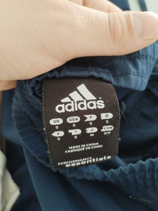 Оригинални анцузи Adidas - L размер