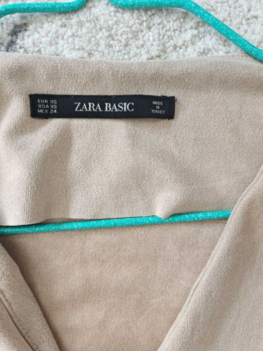 Рокля на Zara, размер XS