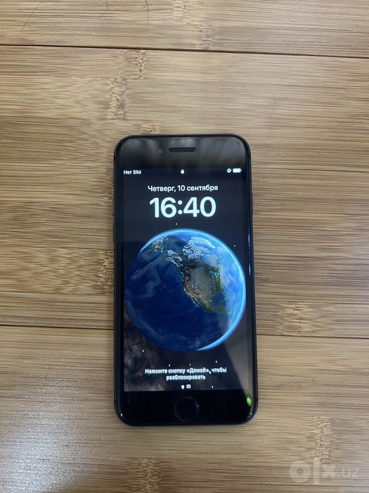iPhone 8 black 64 gb