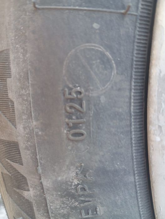 Продам диски с шинами