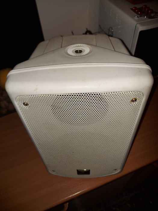 Samsung A20E.Logitech Squeezebox Touch.T&M 6.5pa/wh boxe