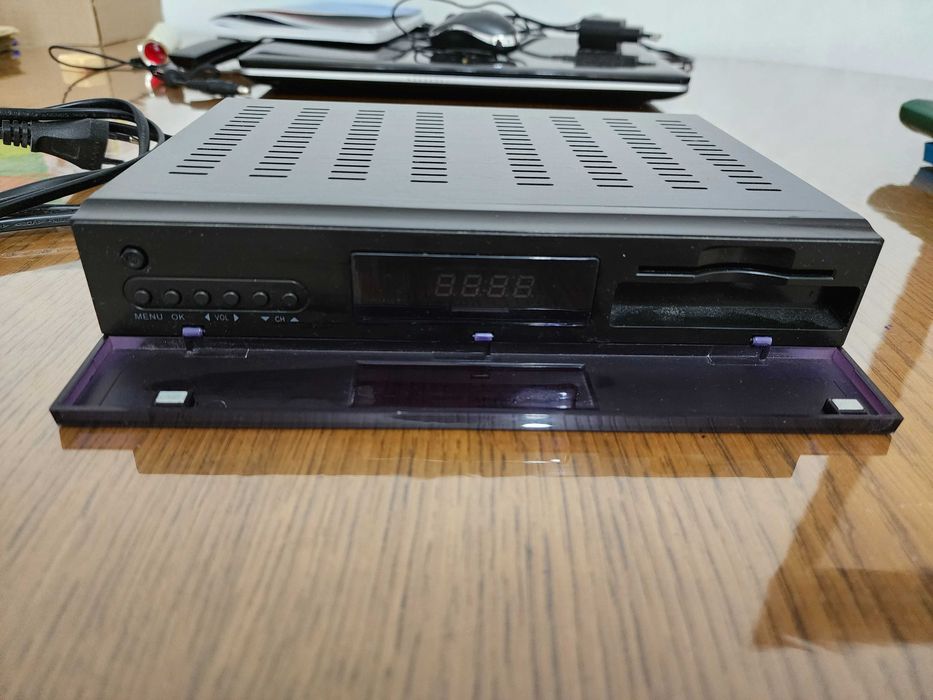 ТВ ресивер GI S8120