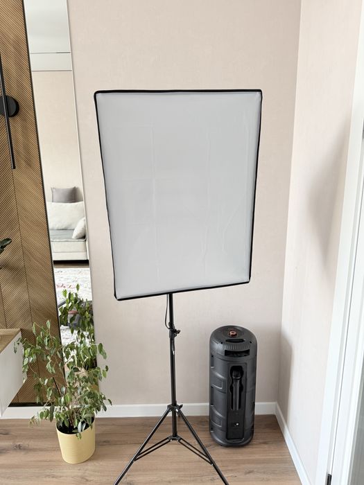 Продам лампу для салона, для фотостудии