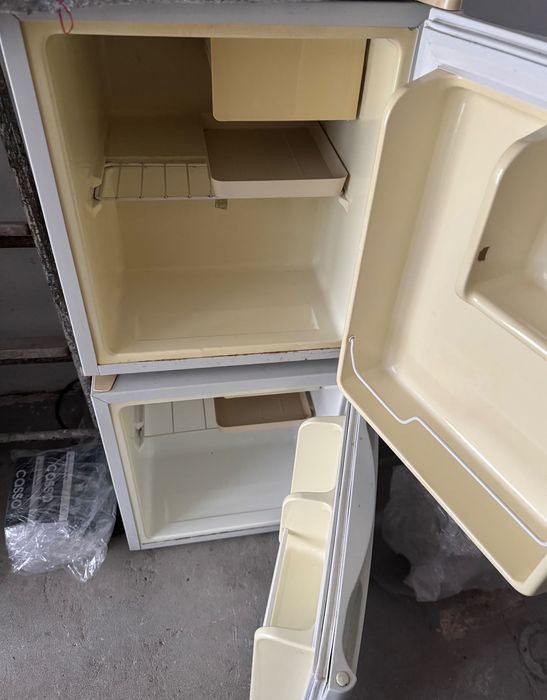 Мини бар хладилник 2бр.