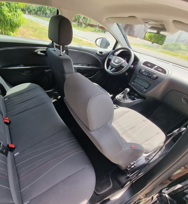 SEAT Leon 2011 — imagine 4