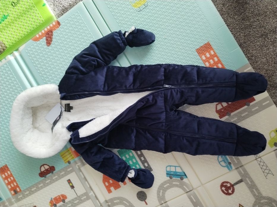 Зимен бебешки космонавт Guess