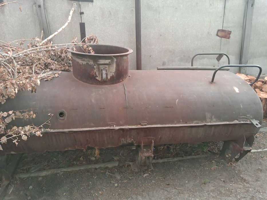 Продам металлические ёмкости