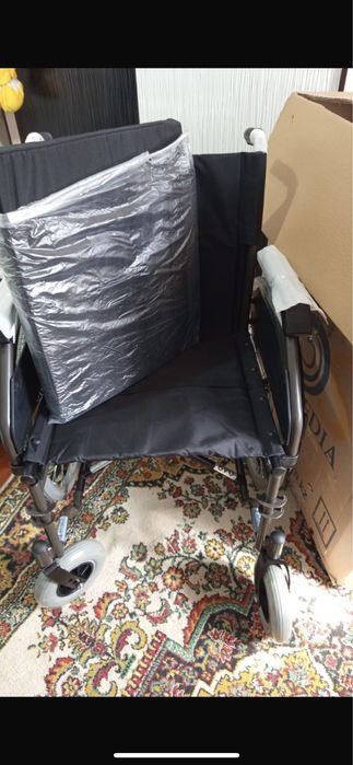 Инвалидная коляска