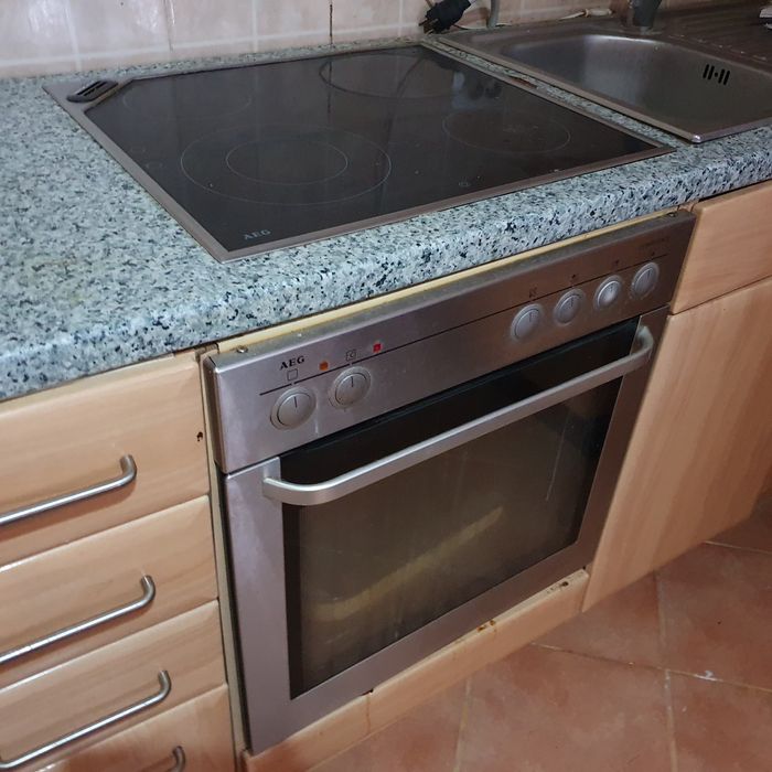 Mobilă pentru bucătărie utilată