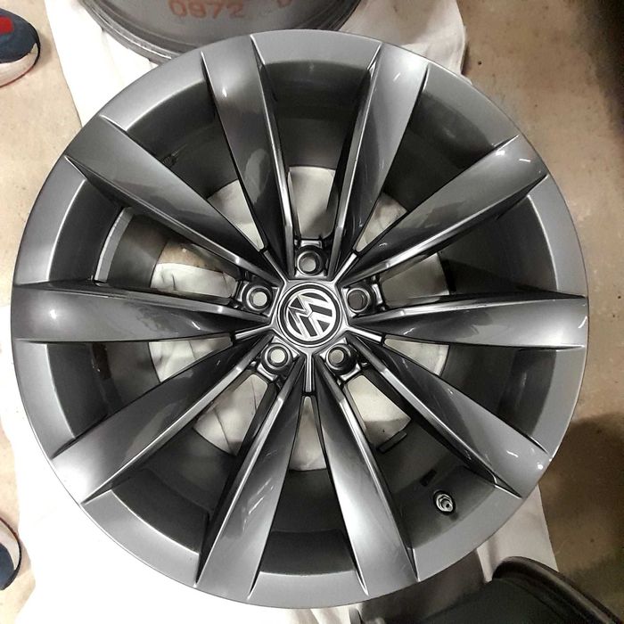 Алуминиеви  джанти за VW Arteon Passat b8 Chennai 19"