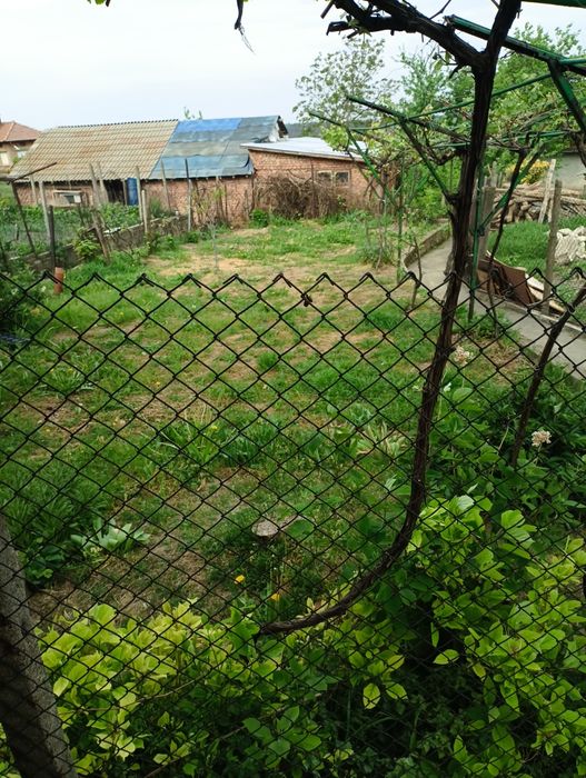 Продава се 3ти етаж от масивна къща.